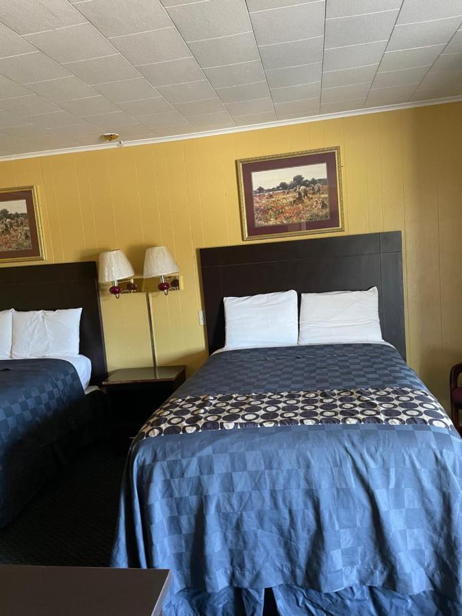 Budget Inn Монровил Екстериор снимка